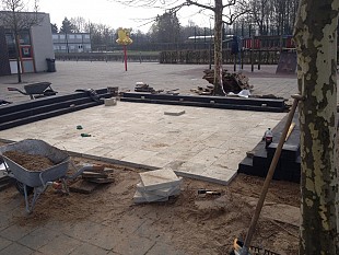 Bestrating schoolplein